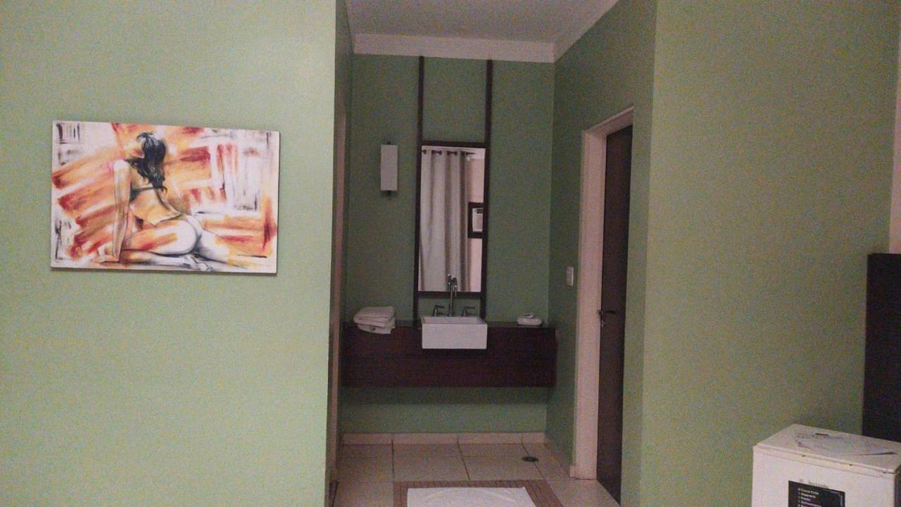 Movie Inn Motel E Hospedagem (Adults Only) Ribeirão Preto Zewnętrze zdjęcie